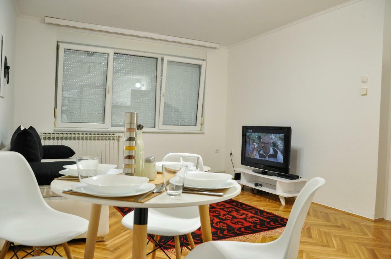 Zvekir - Old Town Apartment SJJ Buitenkant foto