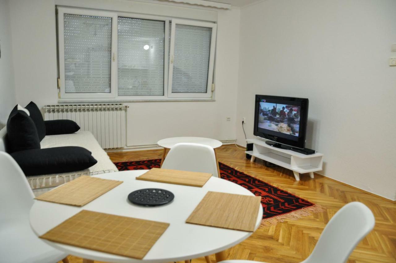 Zvekir - Old Town Apartment SJJ Buitenkant foto