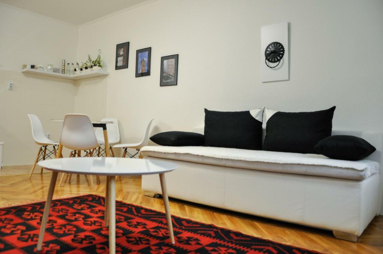 Zvekir - Old Town Apartment SJJ Buitenkant foto