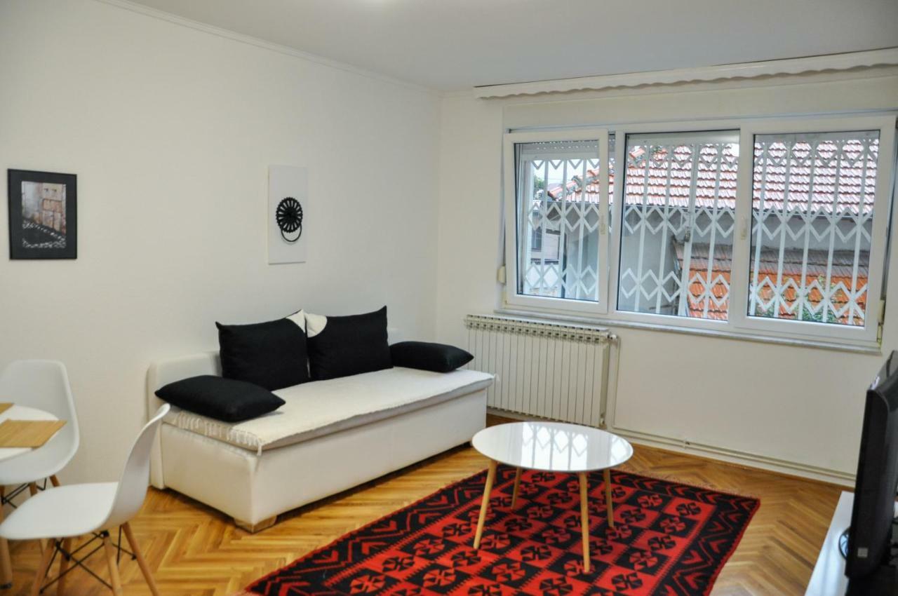 Zvekir - Old Town Apartment SJJ Buitenkant foto